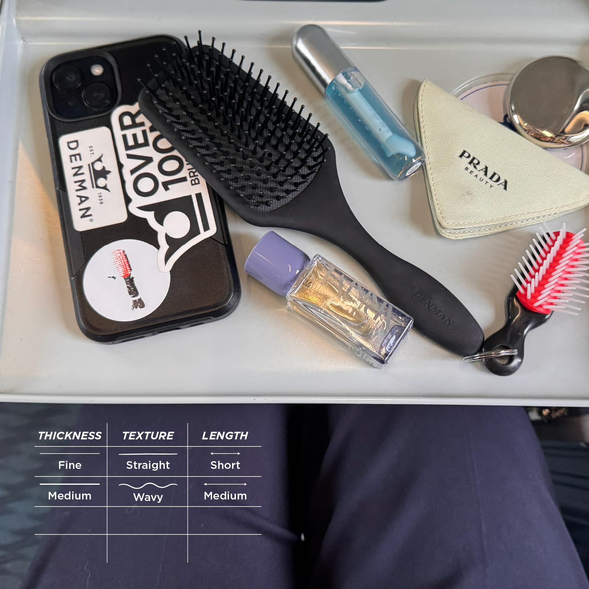 Denman D84 mini brosse design ergonomique réduisant la fatigue de la main.