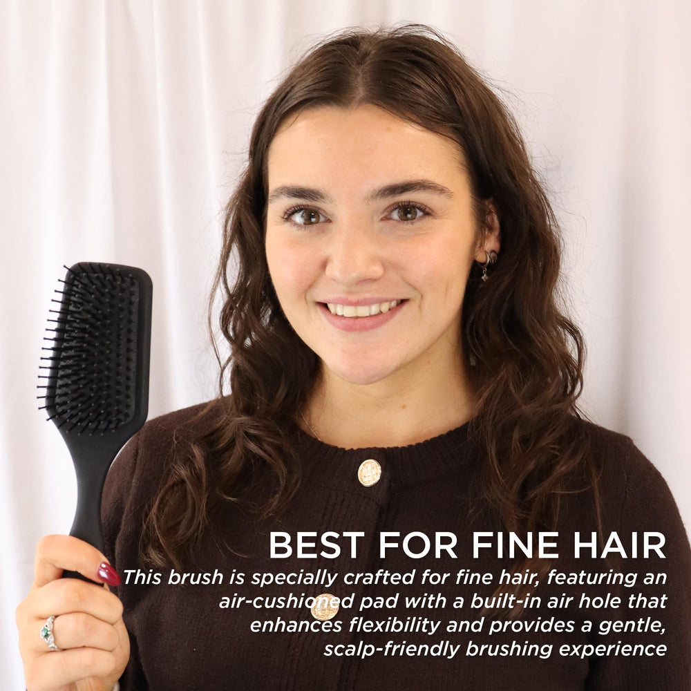 Denman D84 mini brosse idéale en voyage pour le brushing en déplacement.