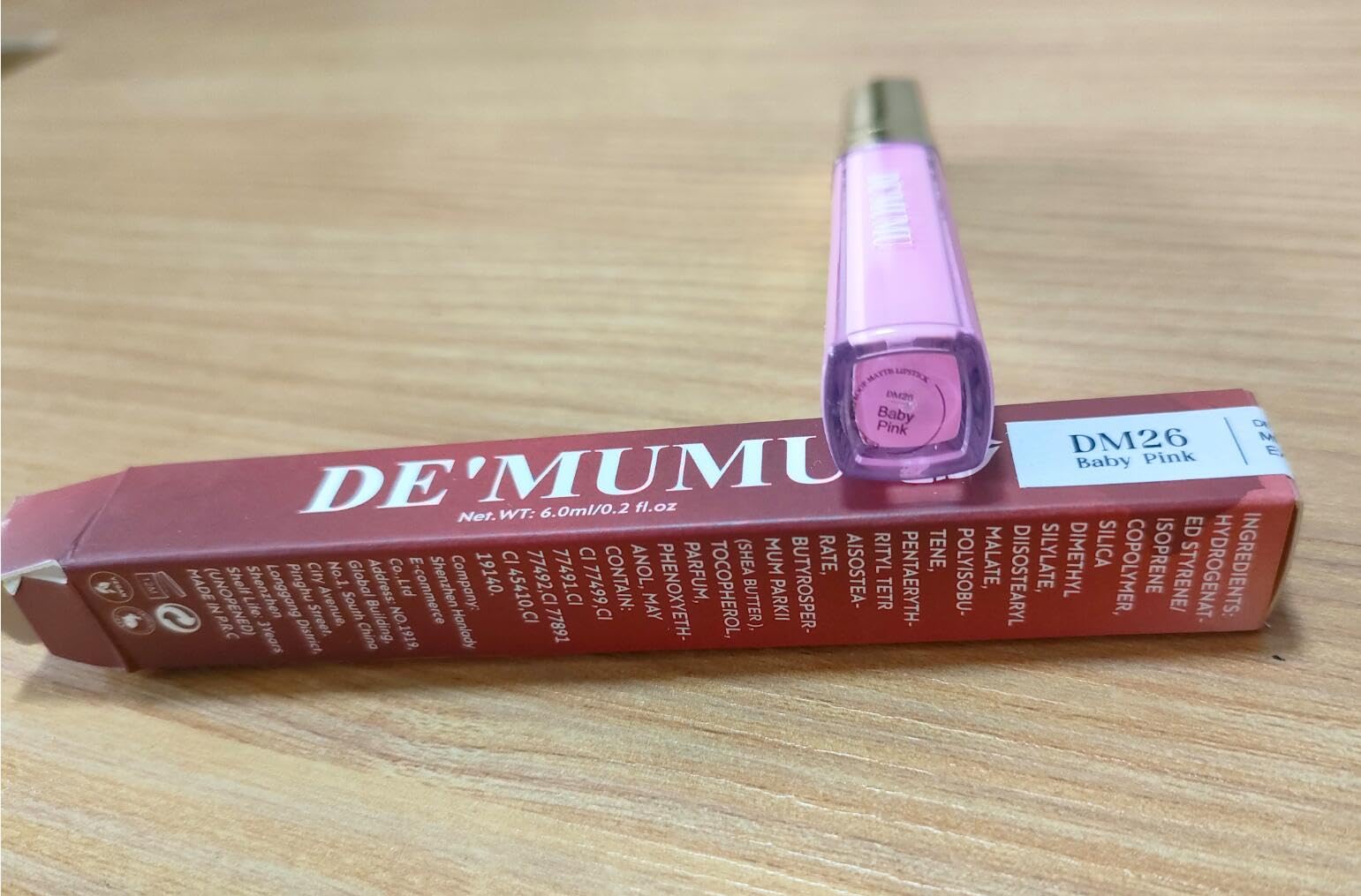 Depuplum conseils hydratation des levres avant l application mate.