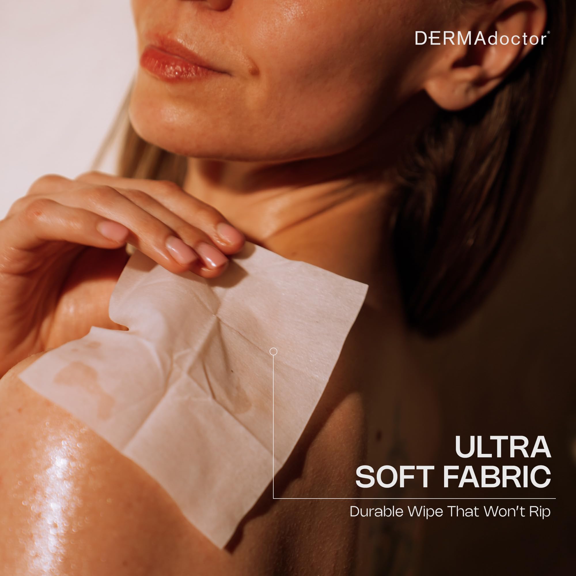 Protection anti-sudor mains et pieds DERMAdoctor adaptée au quotidien.