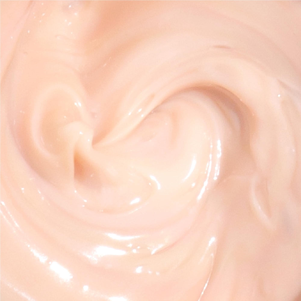 Derma E Application crème visage: routine rapide après nettoyage.