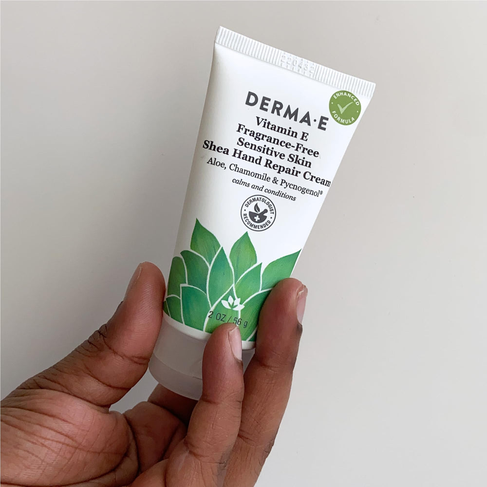 Emballage recyclable Derma E respectueux de l'environnement.