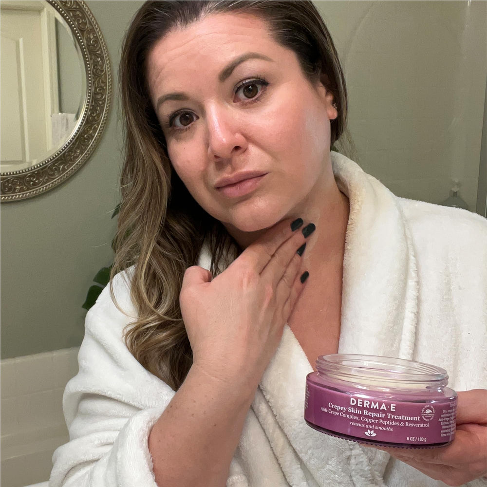 DERMA E Crepey Peau - gommage Pré-traitement pour préparer la peau.