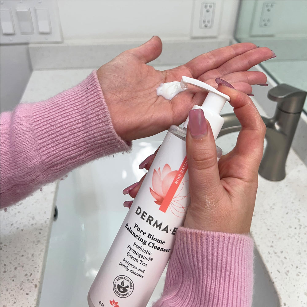Derma E Pure Biome Balancing Cleanser: formule végan et non testée sur les animaux.