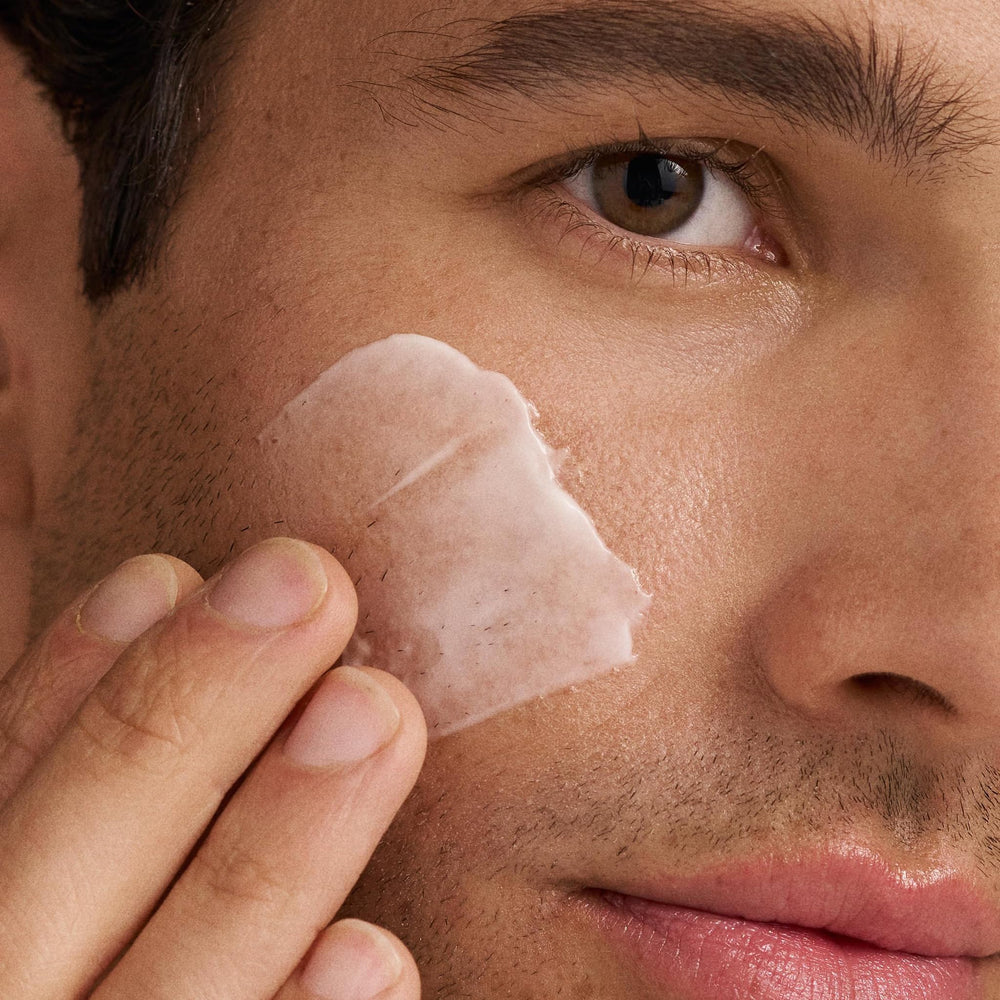 Dermalogica Active Moist: extraits citron et concombre affinant la texture et apaisant la peau.