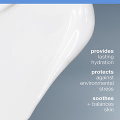 Texture onctueuse de la Crème lissante Dermalogica pour une hydratation durable.
