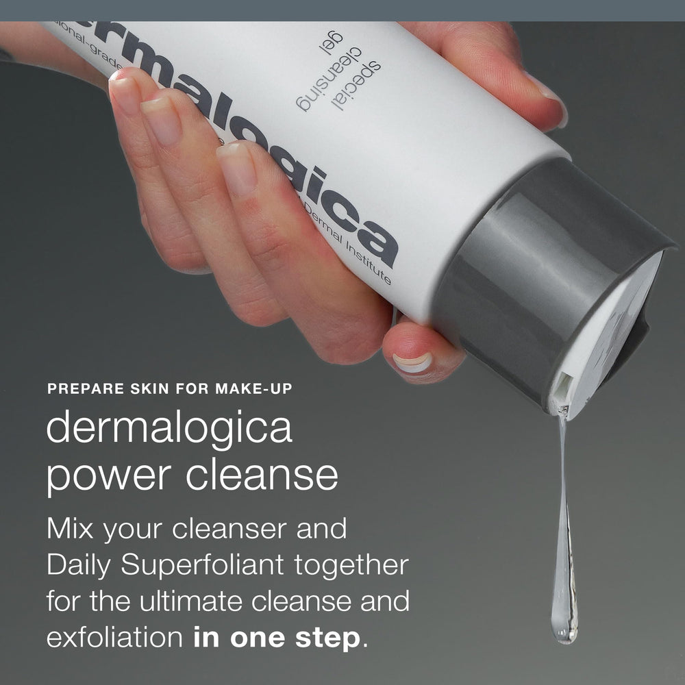 Dermalogica Daily Superfoliant peau visiblement lissée après utilisation.