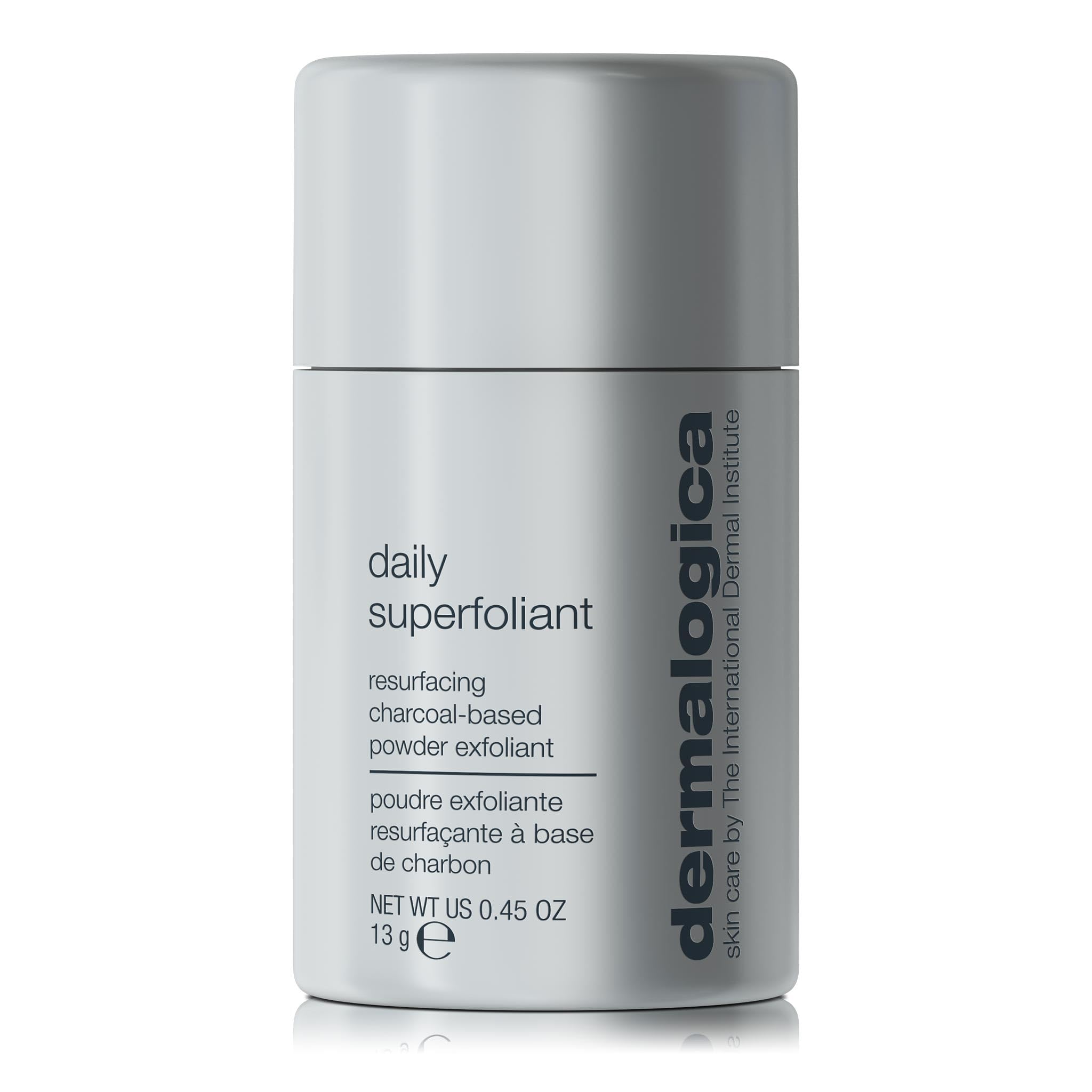 Dermalogica Daily Superfoliant révèle une peau lisse grâce à la poudre exfoliante.