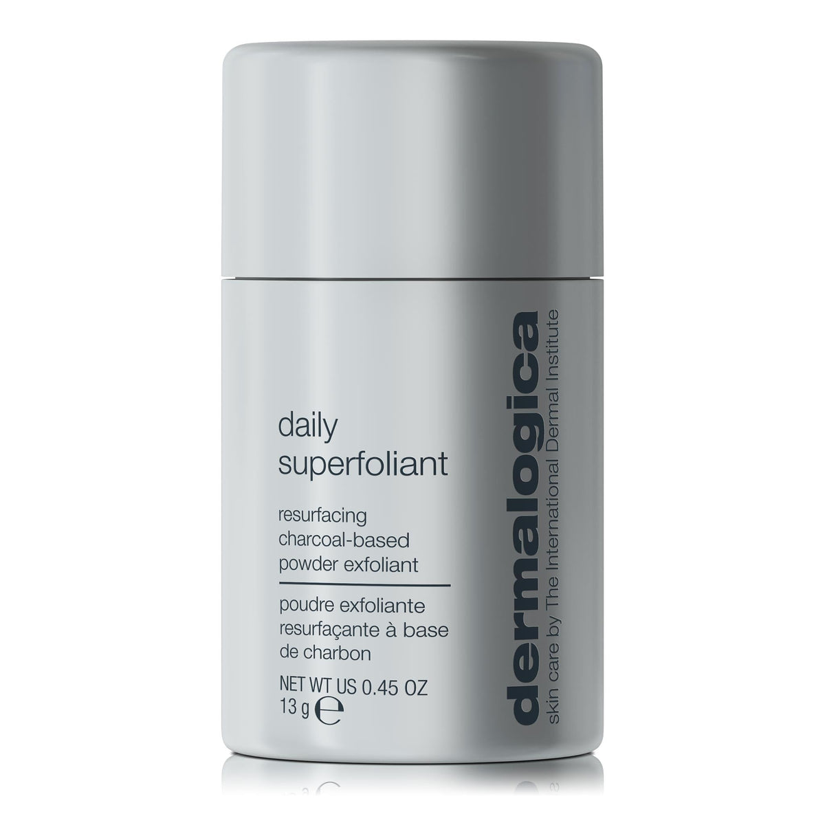 Dermalogica Daily Superfoliant révèle une peau lisse grâce à la poudre exfoliante.