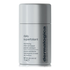 Dermalogica Daily Superfoliant révèle une peau lisse grâce à la poudre exfoliante.
