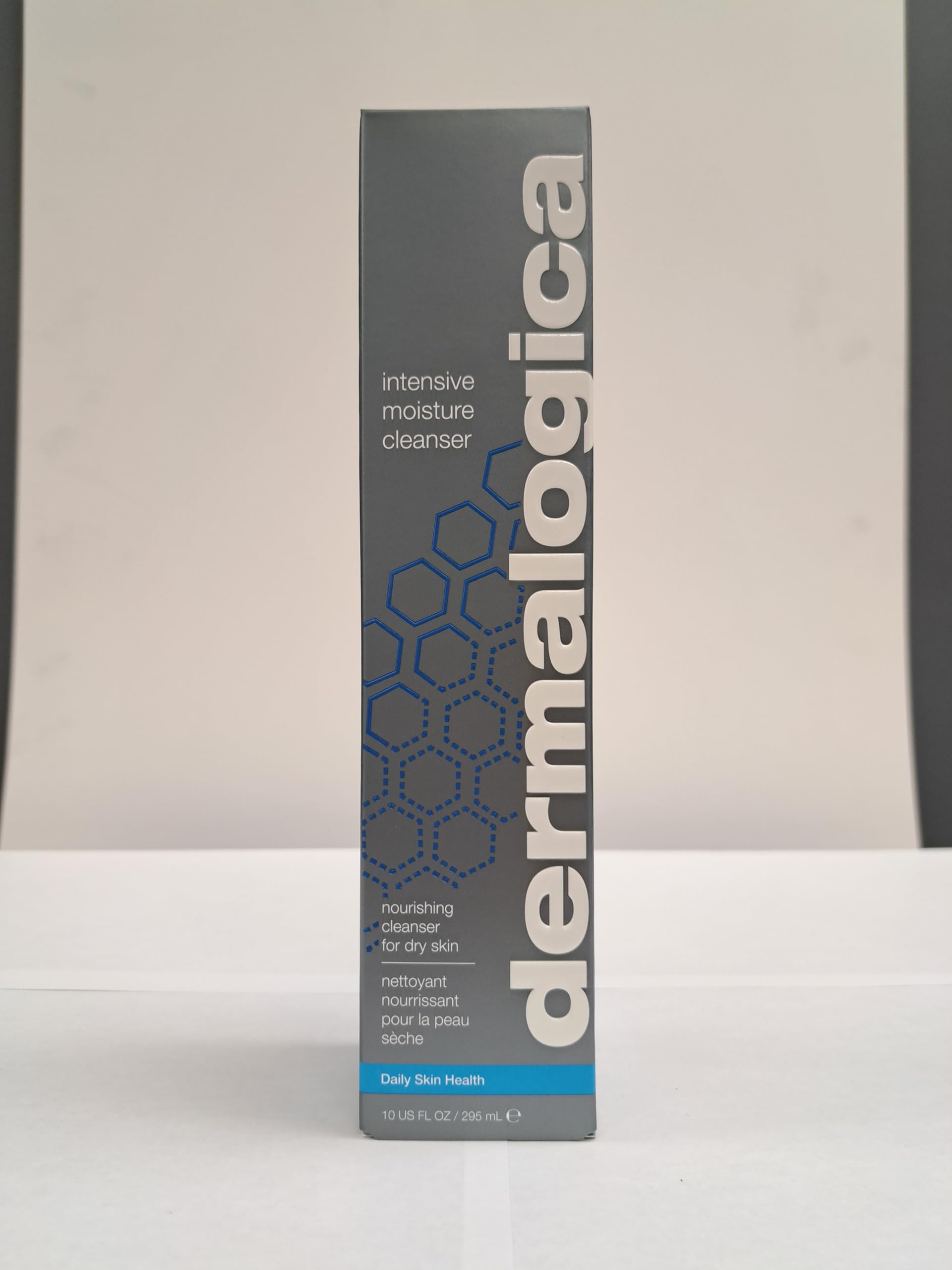 Dermalogica Intensive Moisture Cleanser - peau lumineuse après lavage en douceur.