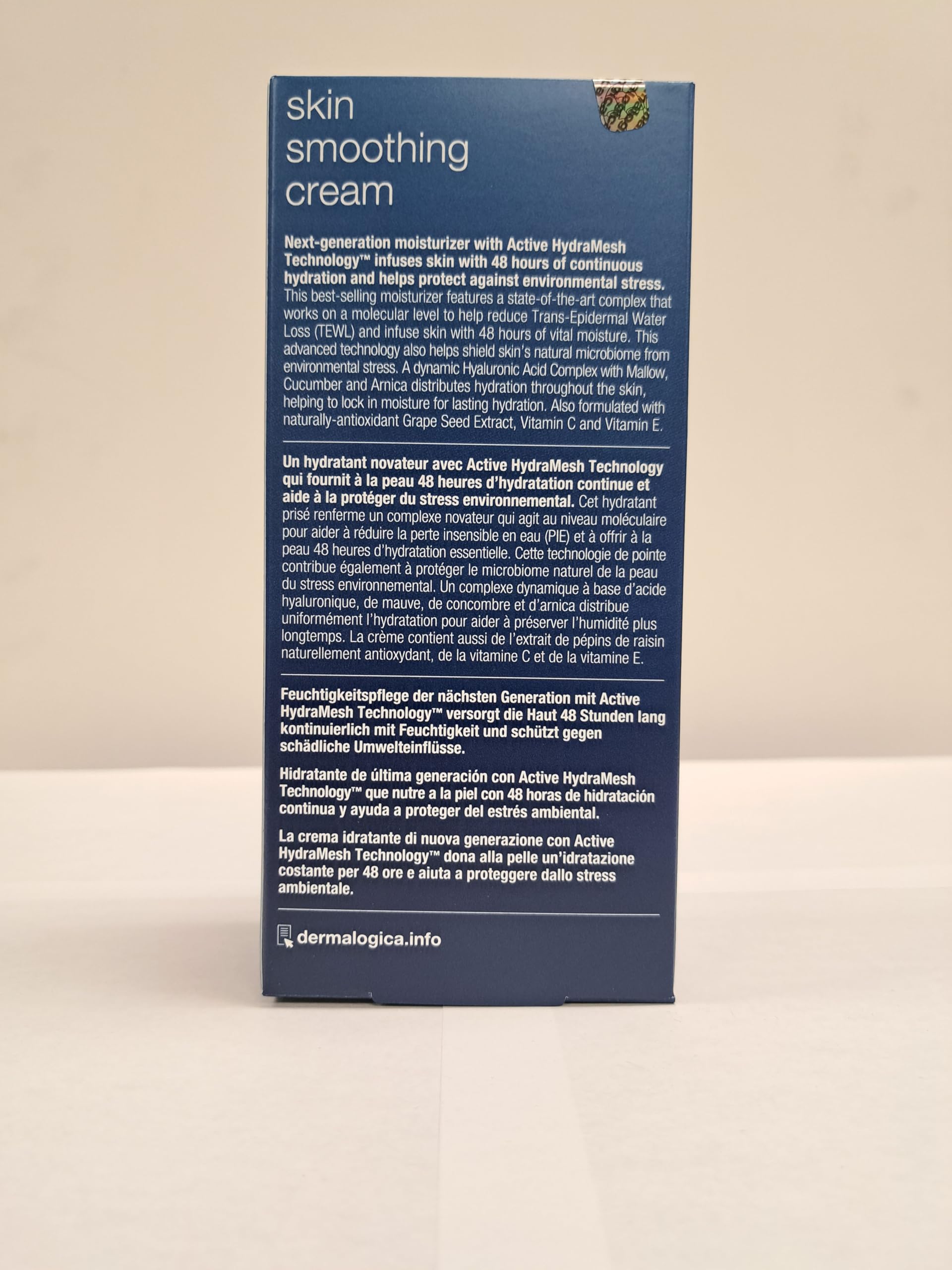 Dermalogica Skin Smoothing Cream – texture veloutee qui glisse facilement et laisse la peau souple