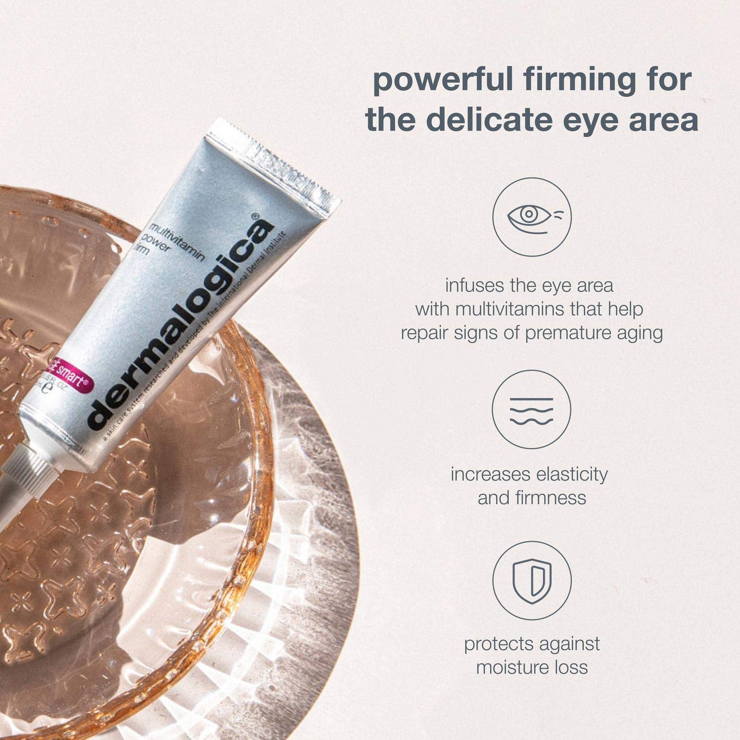 Application douce Dermalogica Power Firm autour des yeux pour une absorption uniforme.