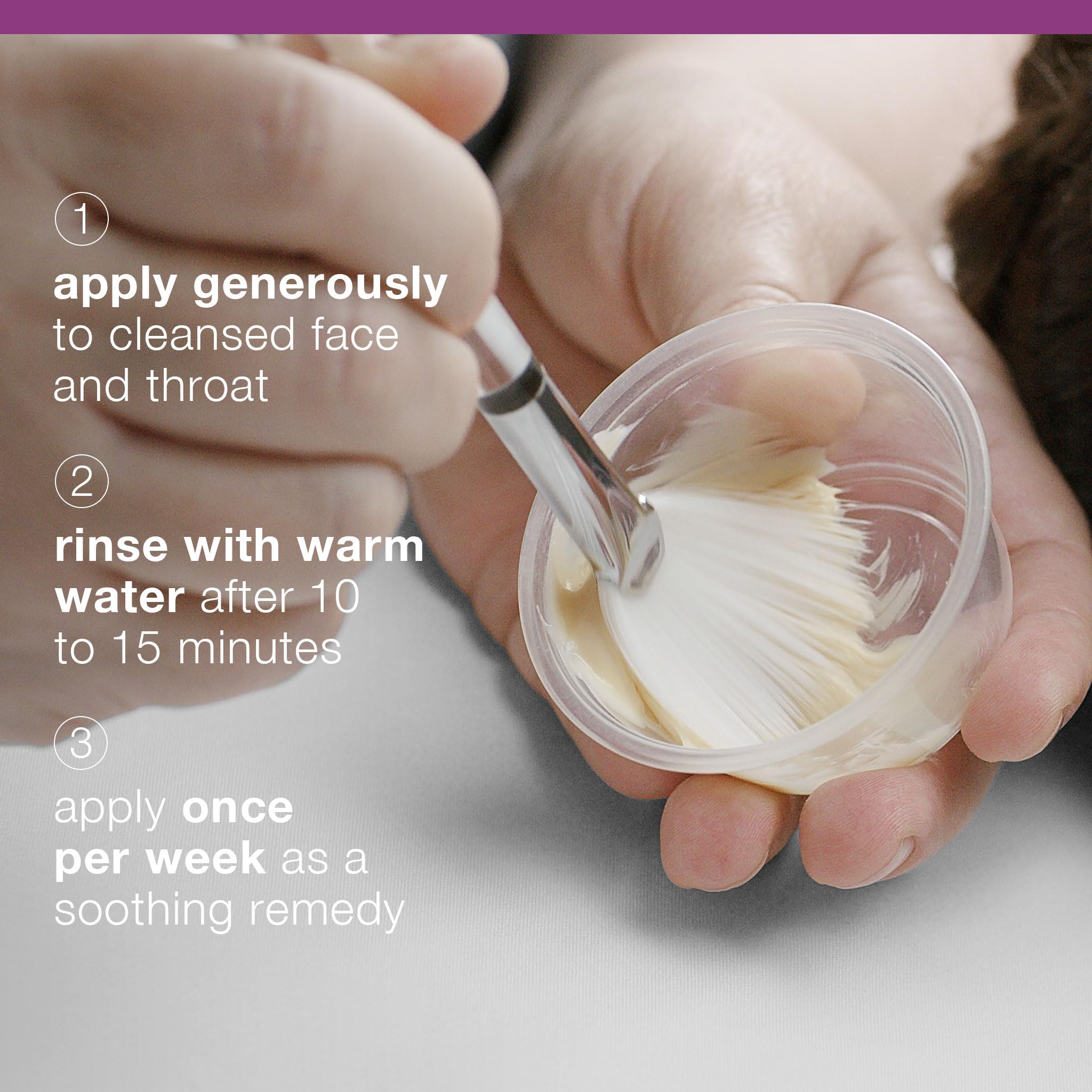 Dermalogica Multivitamin Power Recovery Masque — Pro-Vitamine B5 nourrit et assouplit la peau.
