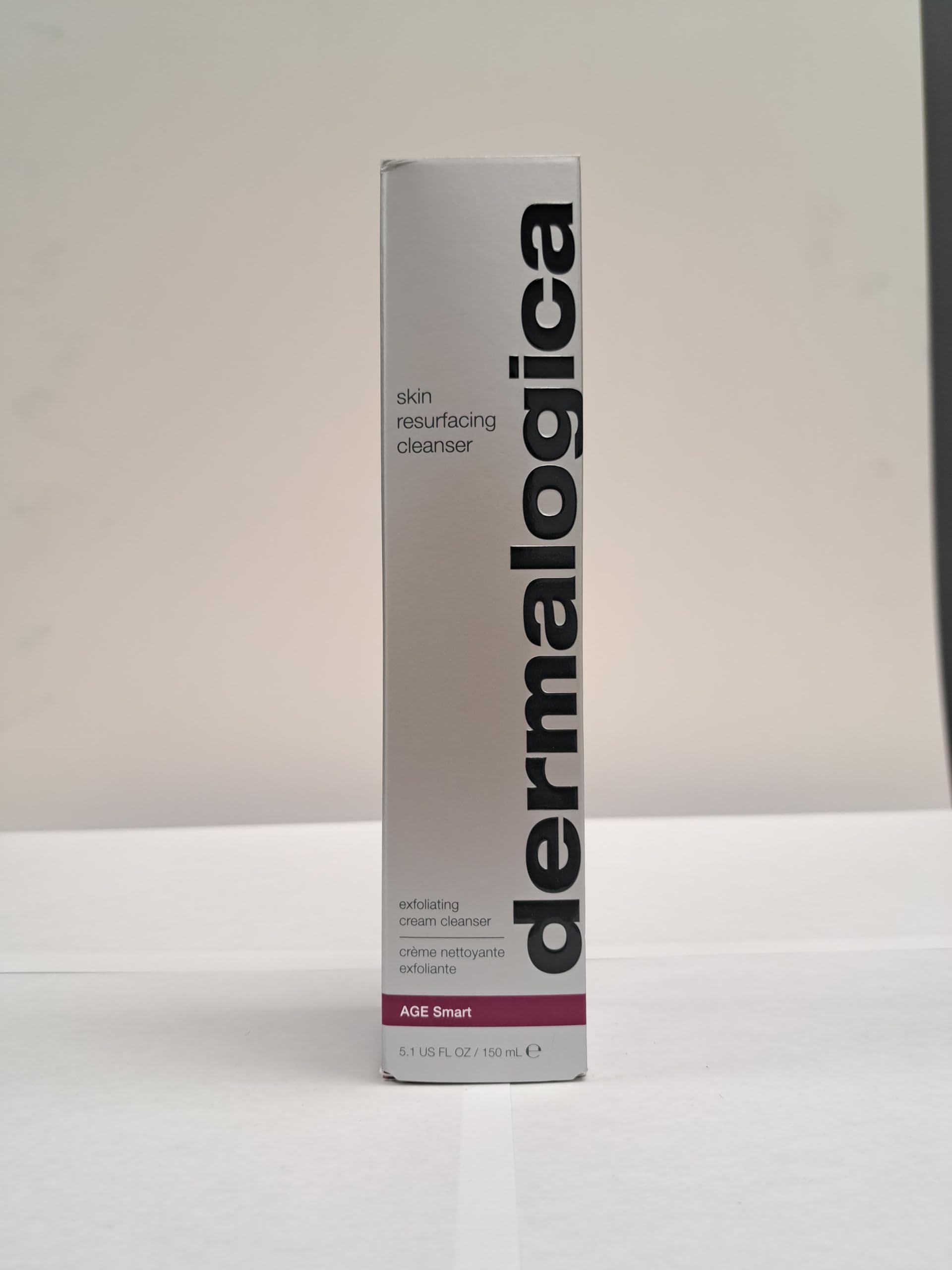 Dermalogica Skin Resurfacing Cleanser – texture lissante, élimine les impuretés en douceur.