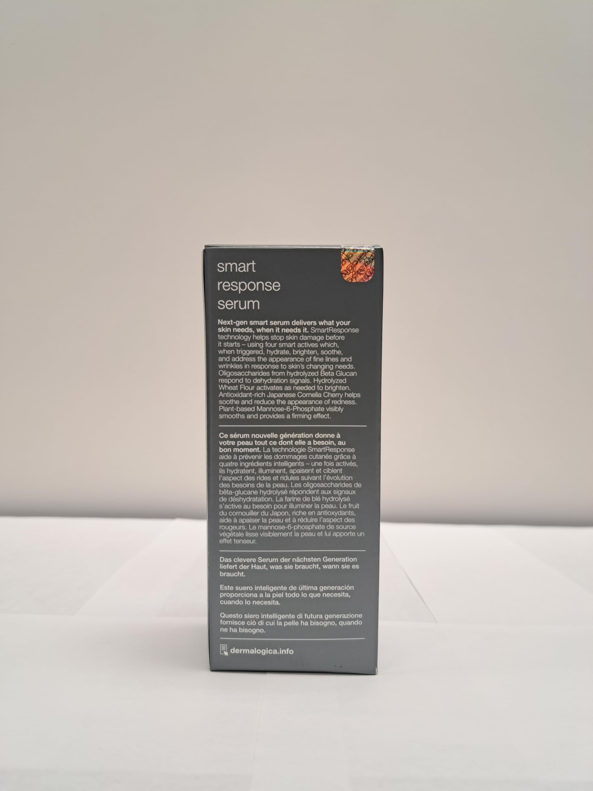 Dermalogica Smart Response Serum: complexe beta-glucane pour hydrater en profondeur et calmer les rougeurs.