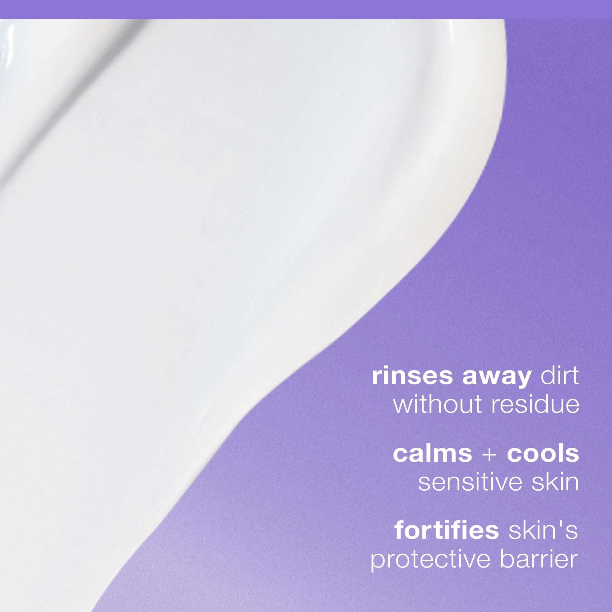 Texture gel-creme Dermalogica Ultracalming Cleanser sur la main