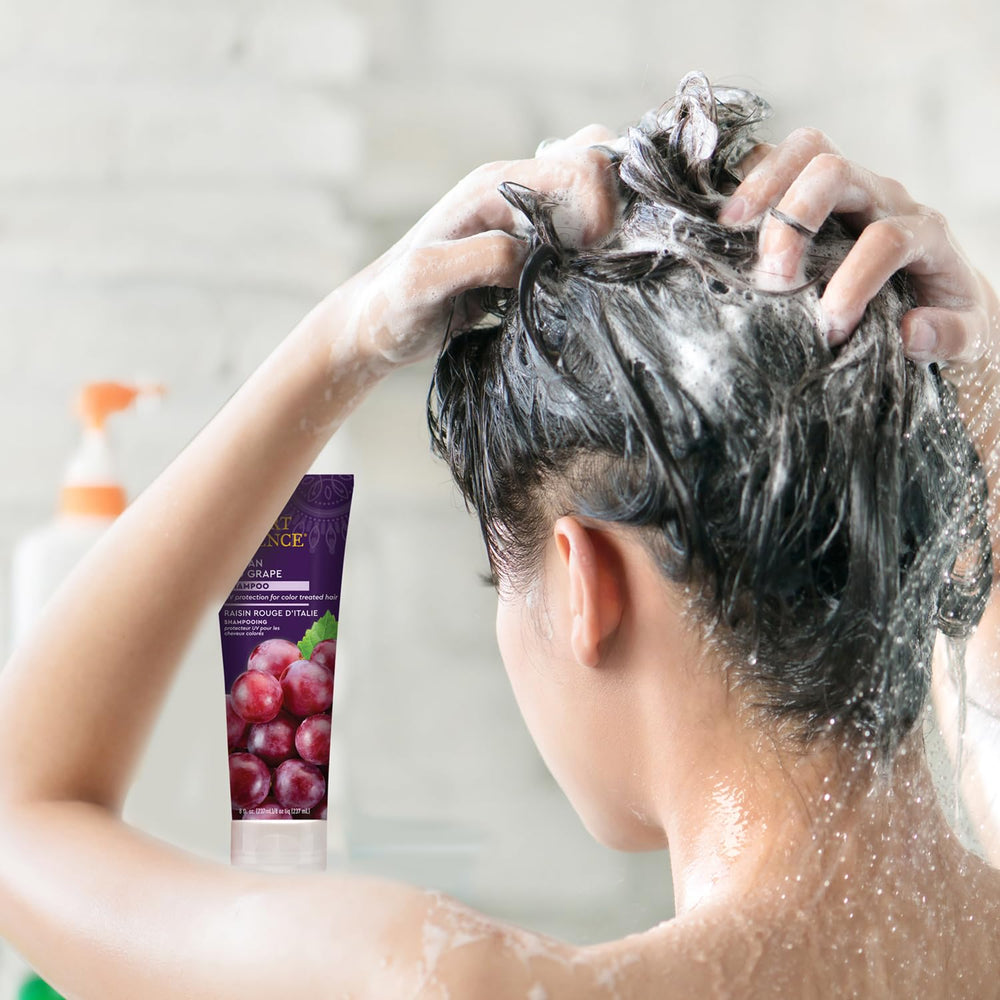 Desert Essence Shampoing Raisins Rouges Italien – spécialement pour cheveux colorés et en besoin de soin.