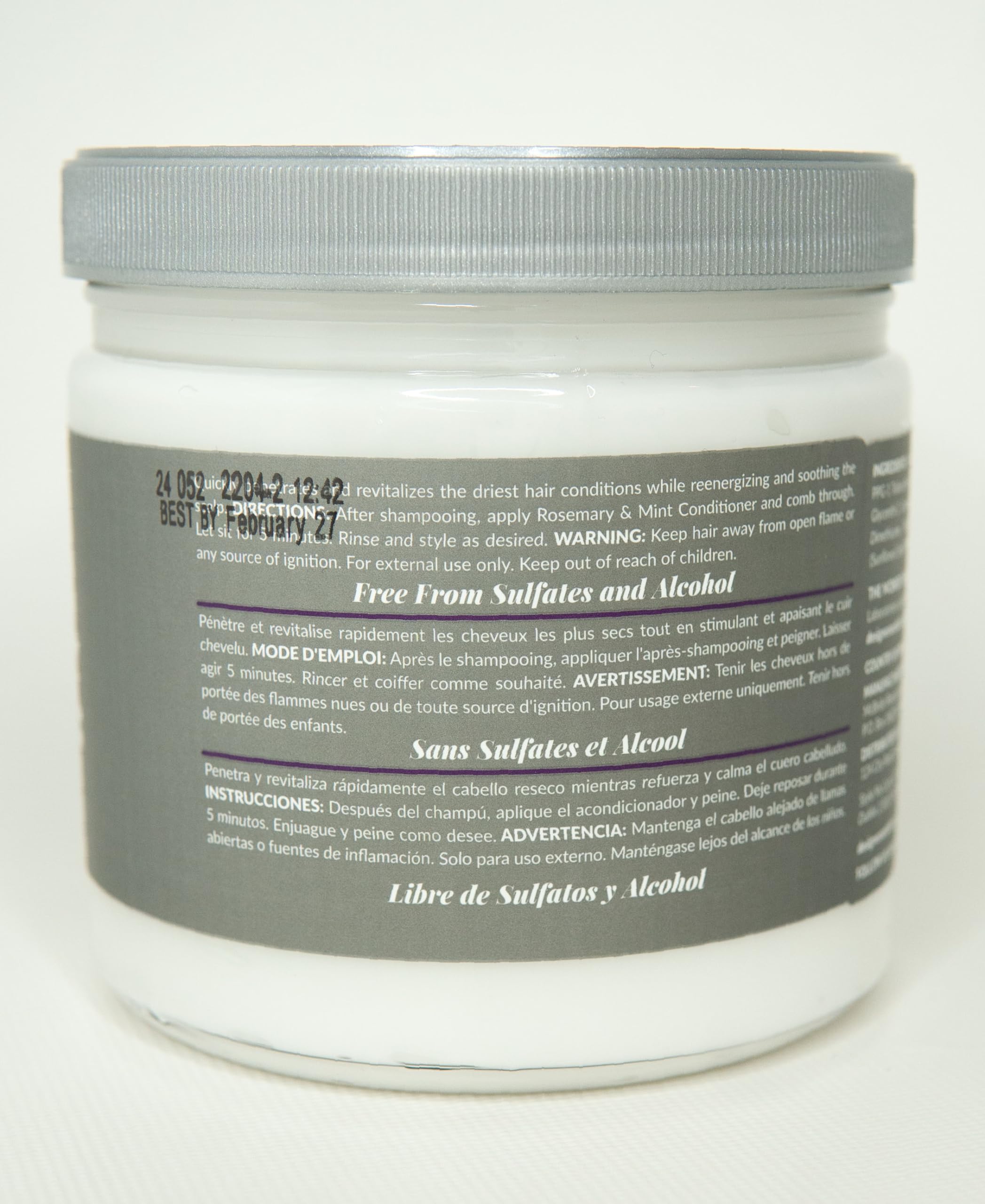 Design Essentials Romarin Menthe - texture crème: nutrition en profondeur des cheveux.