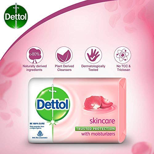 Savon Dettol posé sur lavabo, texture riche et nettoyage en douceur.