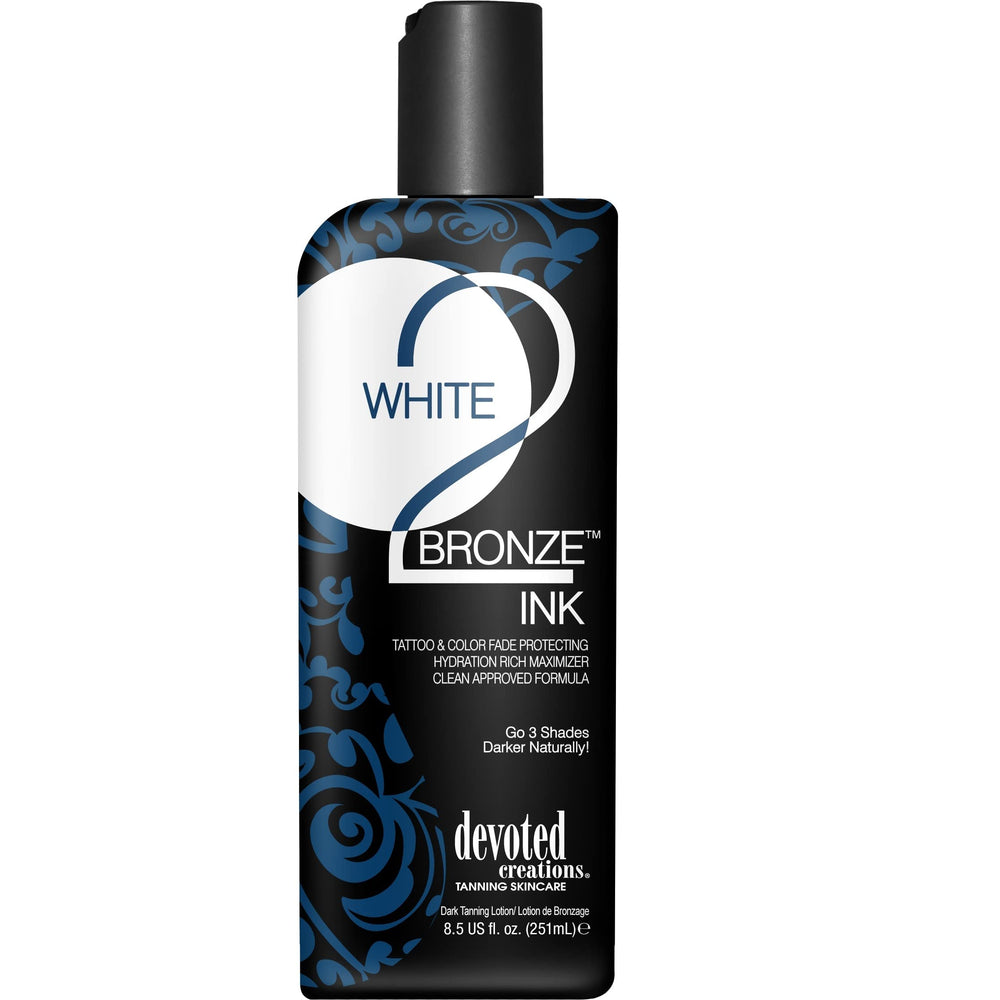 Devoted Creations White 2 Bronze Ink protège les tatouages et soutient un bronzage uniforme.