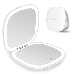 Miroir compact deweisn illuminé, facile à glisser dans le sac pour retouches rapides.