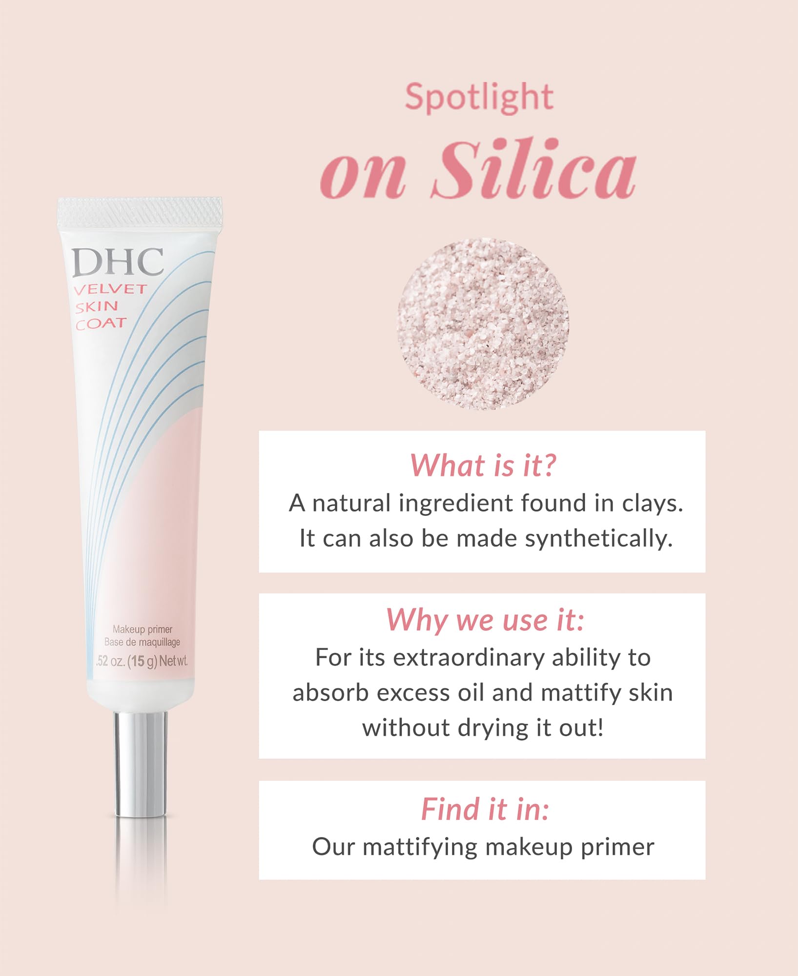 Glisse douce de Velvet Skin Coat sur la peau pour un fini velouté.