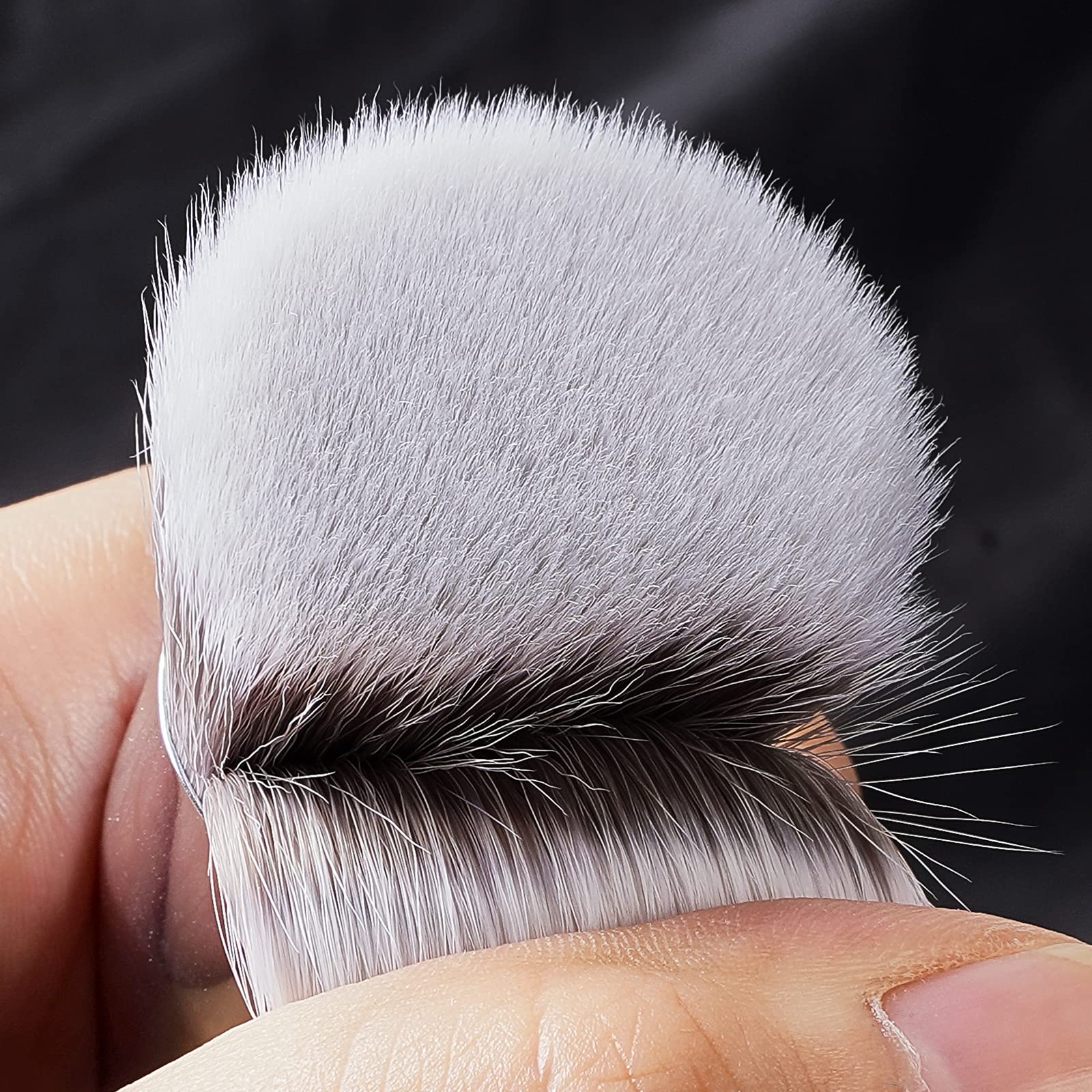 Soies Micro Crystal Fiber DIFFUNY, douceur exceptionnelle pour un rendu peau.