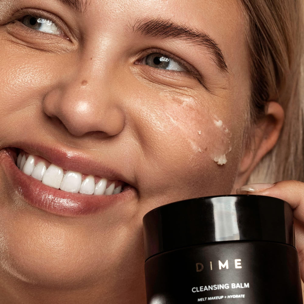 DIME application et massage du visage pour un confort sensoriel.