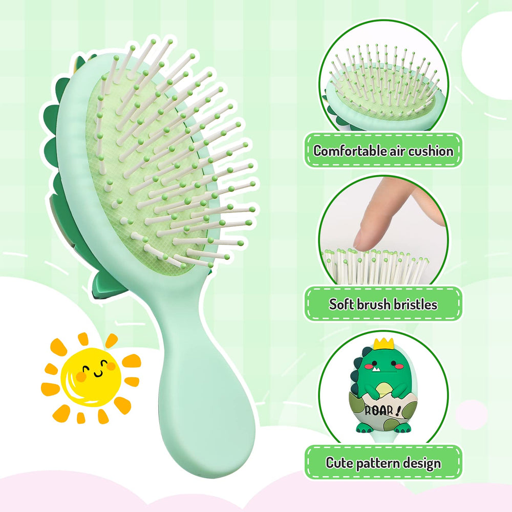 Brosse pour enfants Dinatis avec petit design mini-dino et prise ergonomique.