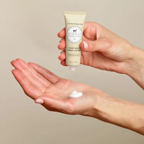 Parfum Pumpkin et Vanilla Chai de Dionis sur les mains