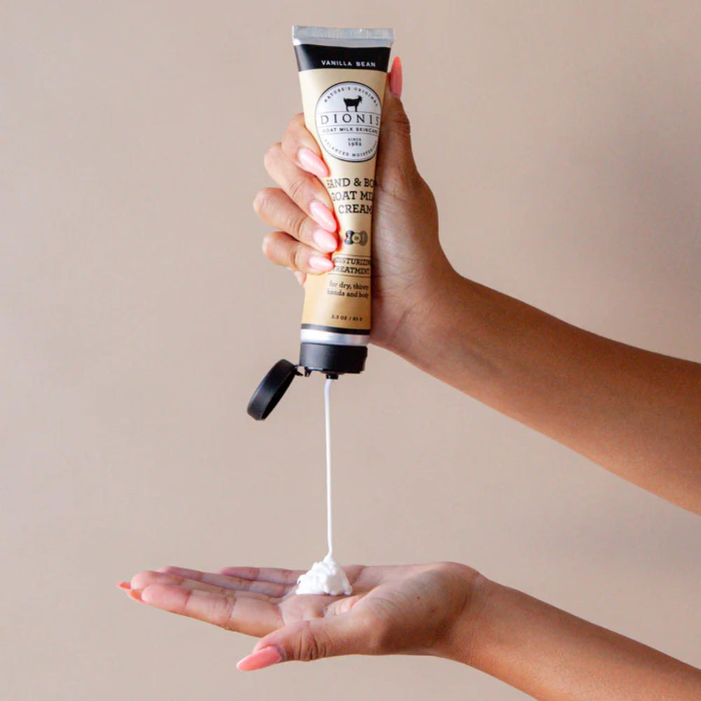 Dionis lait de chèvre au pH proche de la peau, absorption rapide sans film gras.