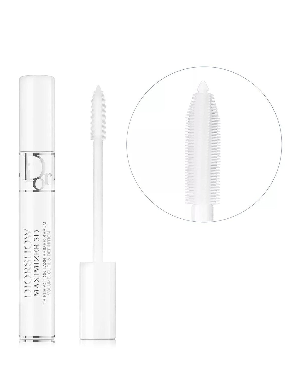 Dior Diorshow Maximizer 3D texture-air-pompee enveloppe les cils d'une couche légère.
