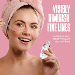 Divine Derriere Glycolic Peel – Application du sérum, peau prête pour le soin.