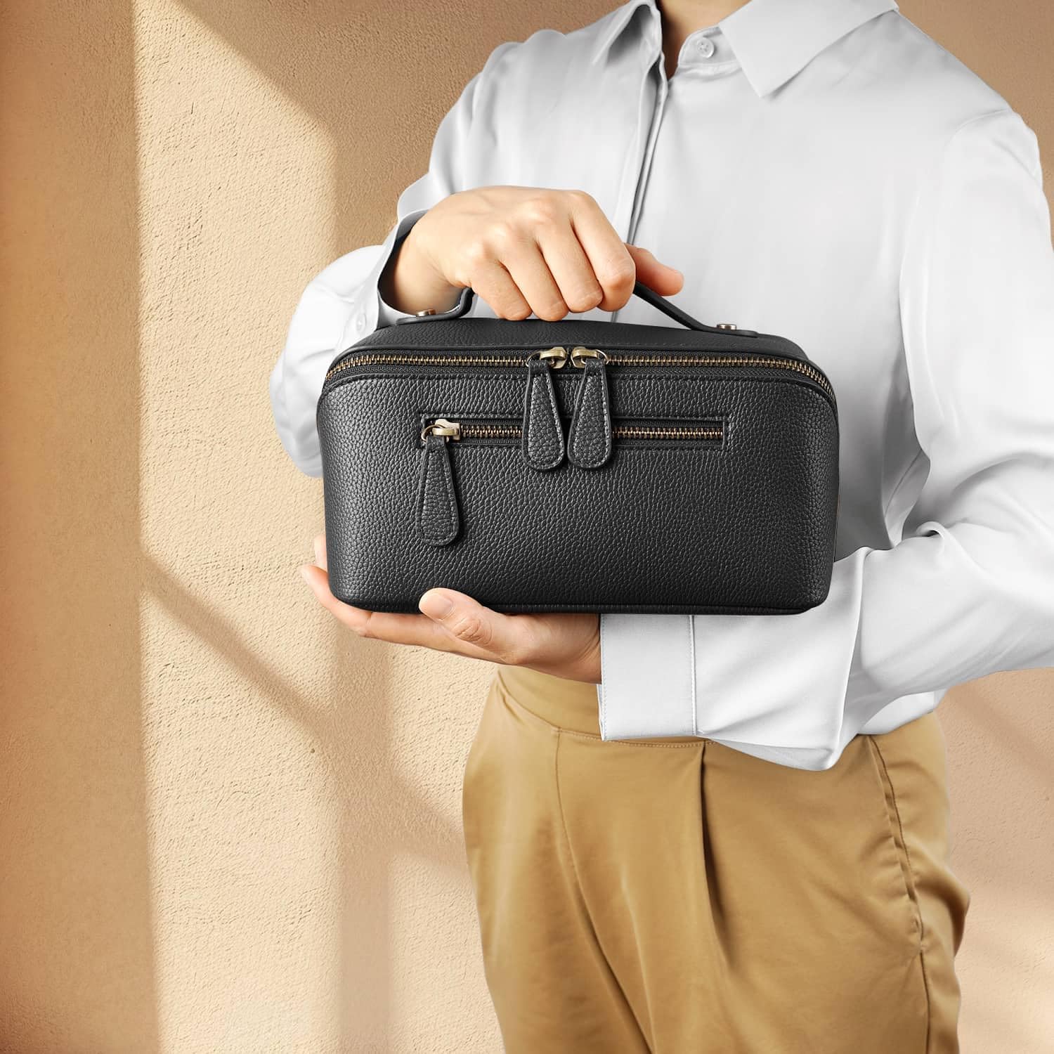 Divvia-utilisation-polyvalente-trousse-toilette convient comme sac d'appoint.