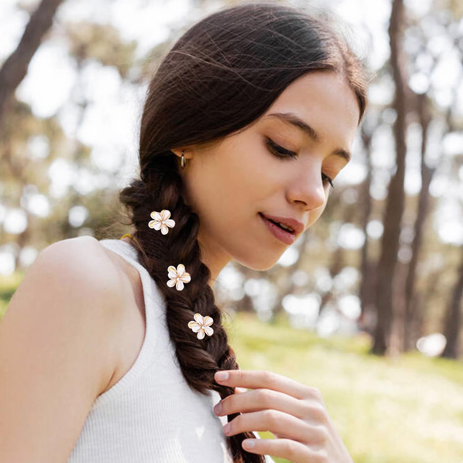 Dizila pince fleur mini cristal pêche, touche chaude idéale pour compléter une coiffure printanière
