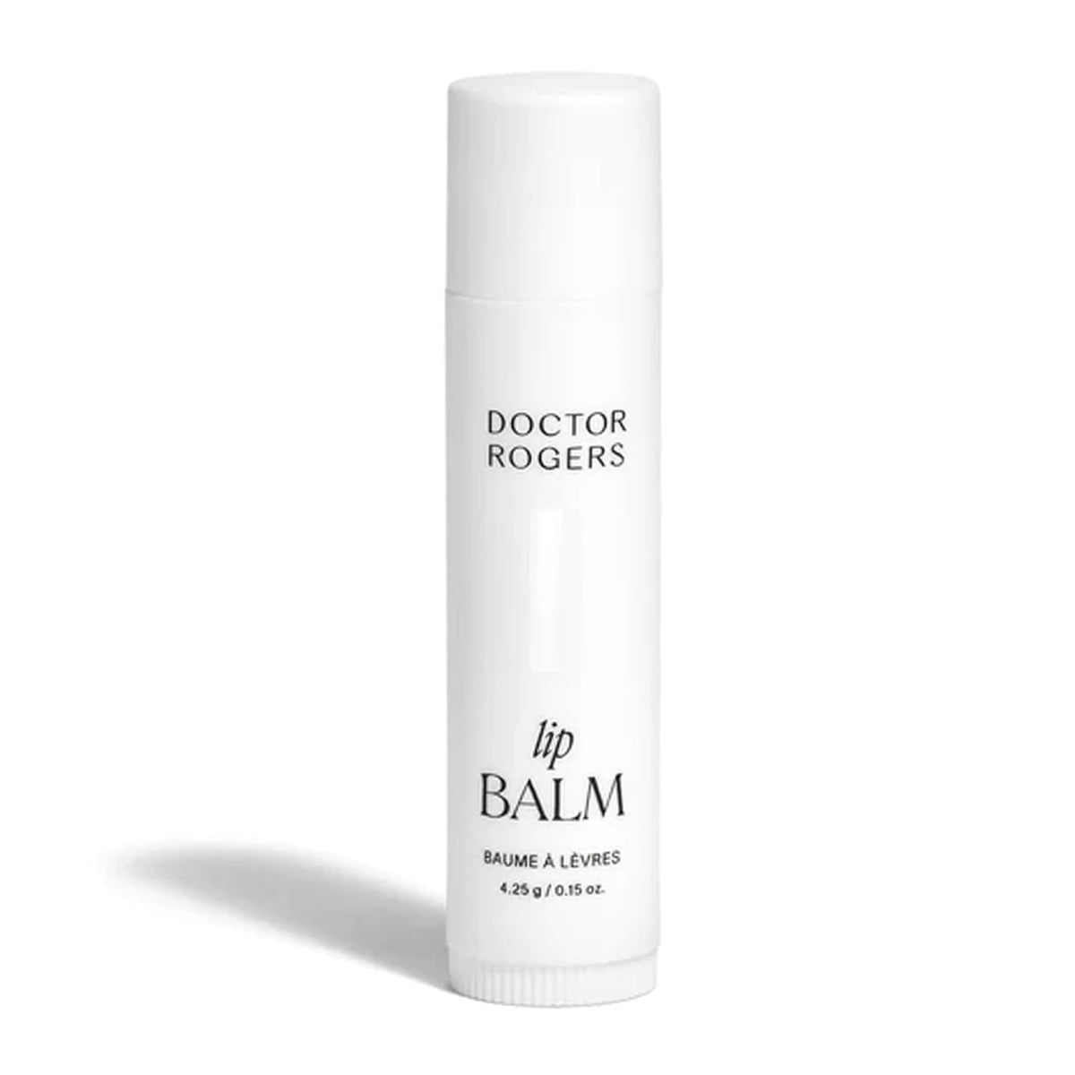 Application du baume Doctor Rogers Lip Balm sur les lèvres, hydratation durable.