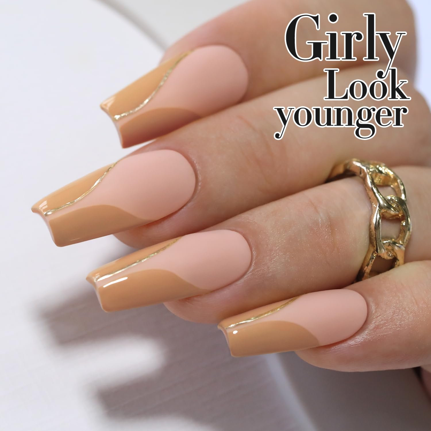 Double Rhythm Deep Nude A1441 offre une tenue longue et brillance sur les ongles.