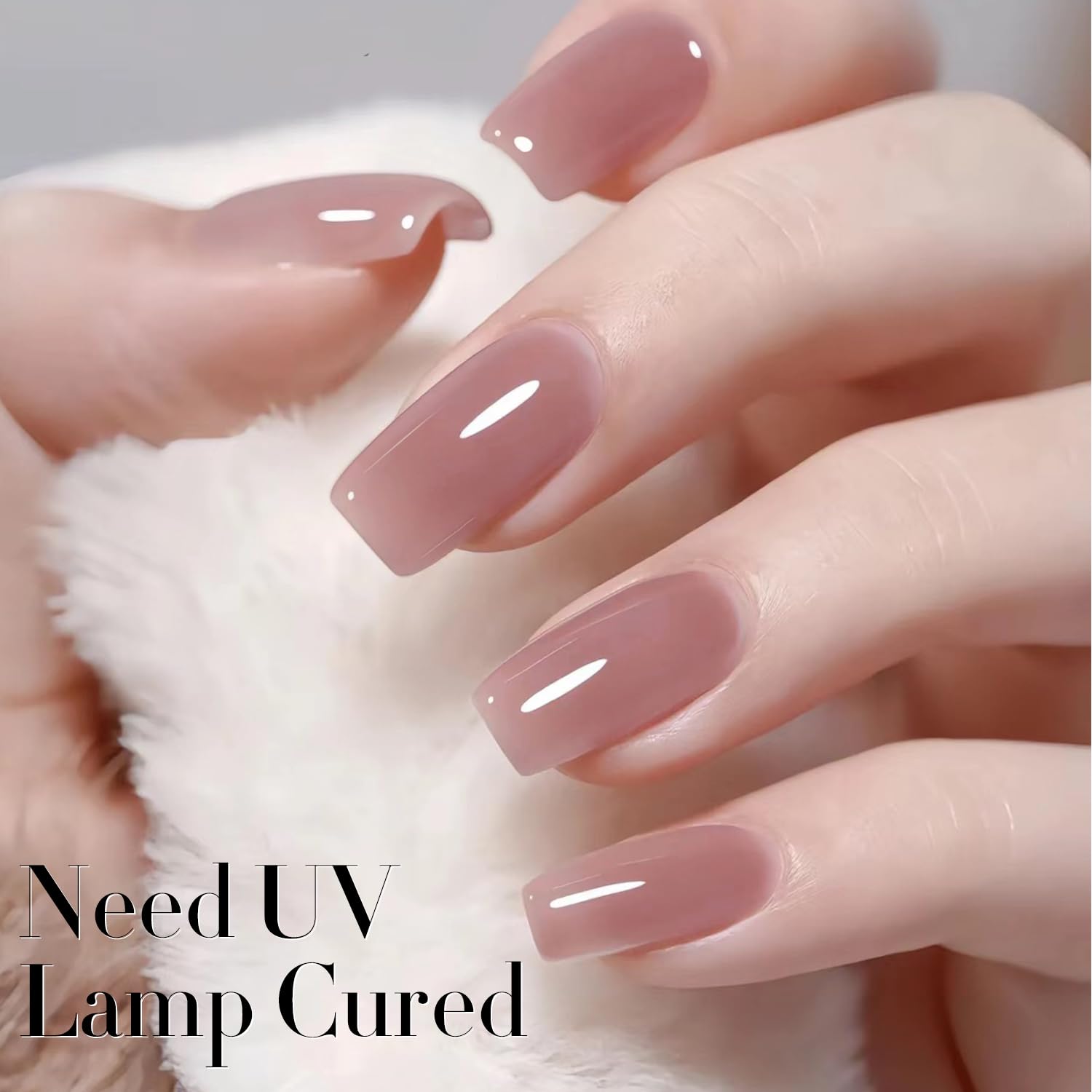 Finition brillante et durable grâce à une formule adaptée pour les ongles.