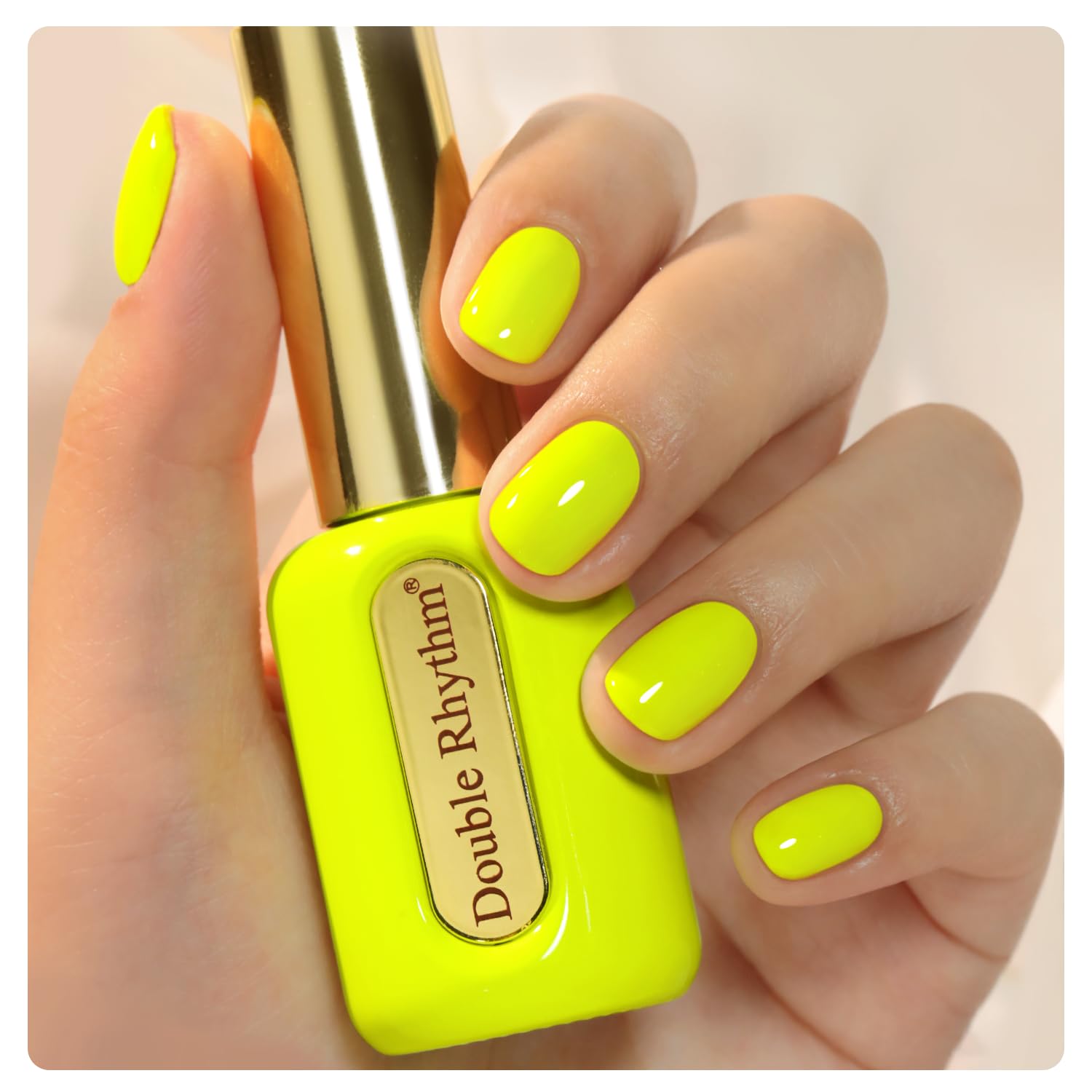 Vernis gel Double Rhythm jaune neon sur bouteille ronde, couleur vive et durable.