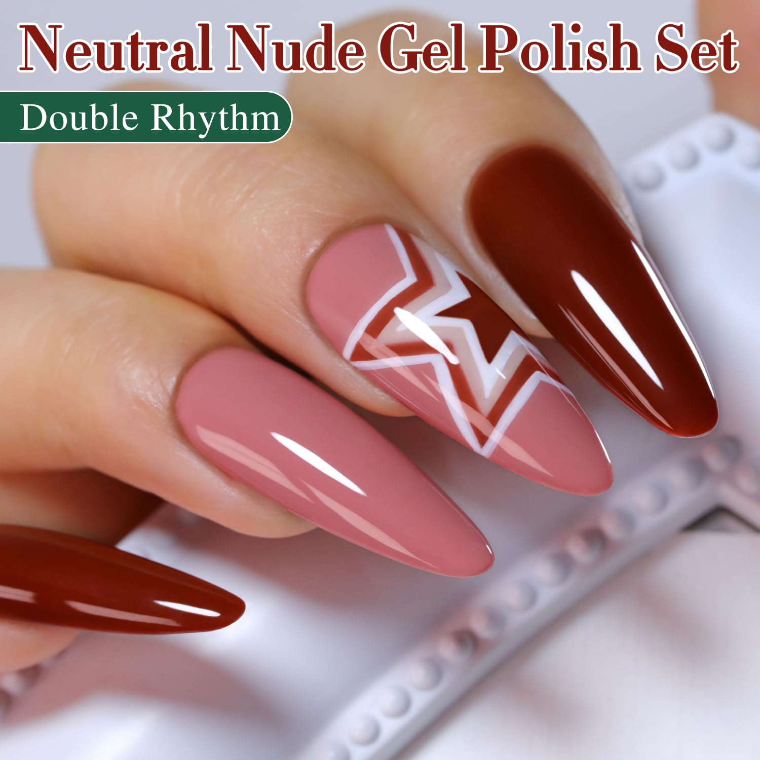 Vernis gel Double Rhythm nude foncé pour un look sophistiqué et durable.