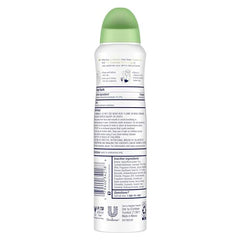 Dove Advanced Care Cool Essentials, application sous les aisselles, apporte fraîcheur et simplicité.