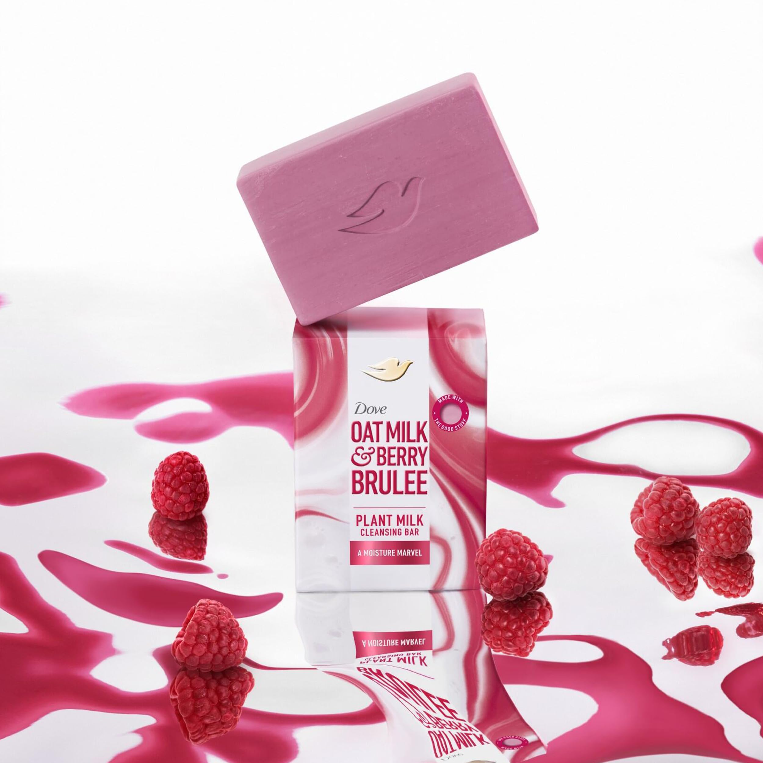 Dove barre peau douce après douche, sensation veloutée.