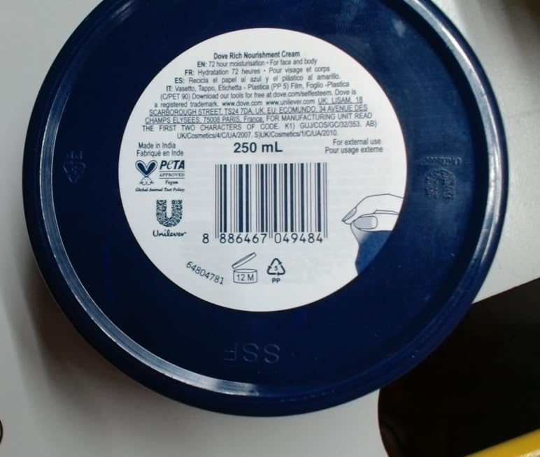 Dove crème nourrissante pour le corps, flacon pratique à emporter.