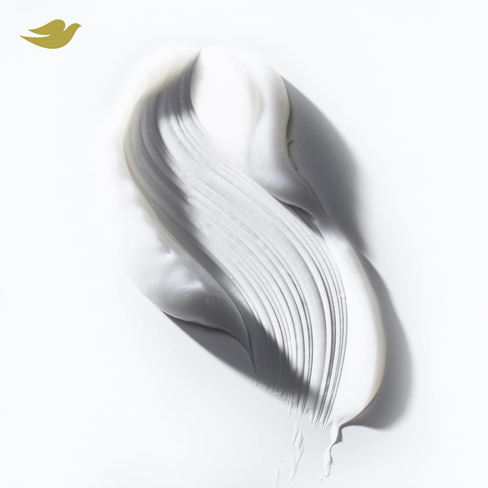 Dove Formule sans parabènes pour une routine capillaire douce.