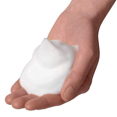 Routine quotidienne en douceur avec Dove Gel Douche Peau Sensible.