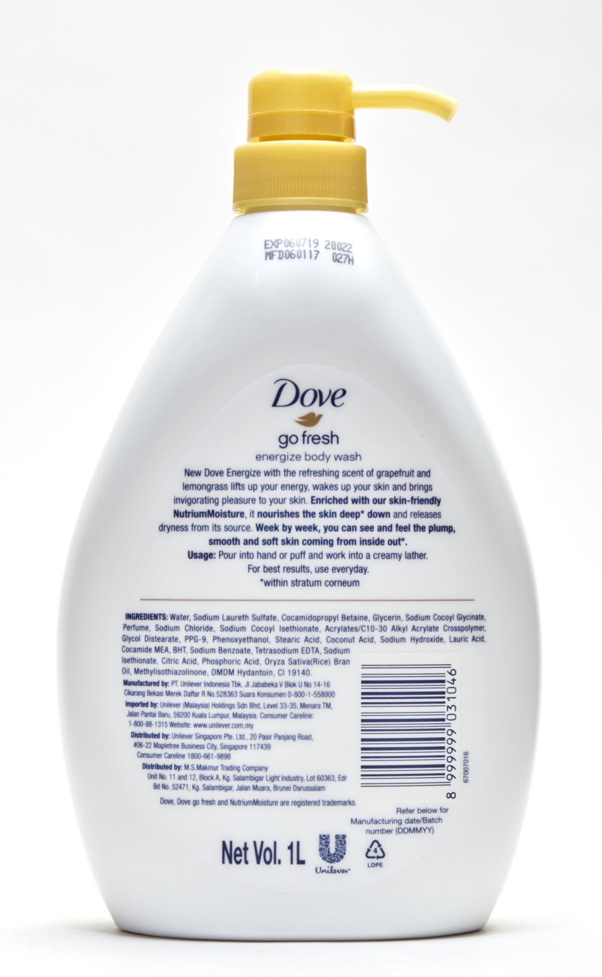 Dove Go Fresh Energize, senteur pamplemousse-citronnelle, apporte un réveil aromatique sous la douche.