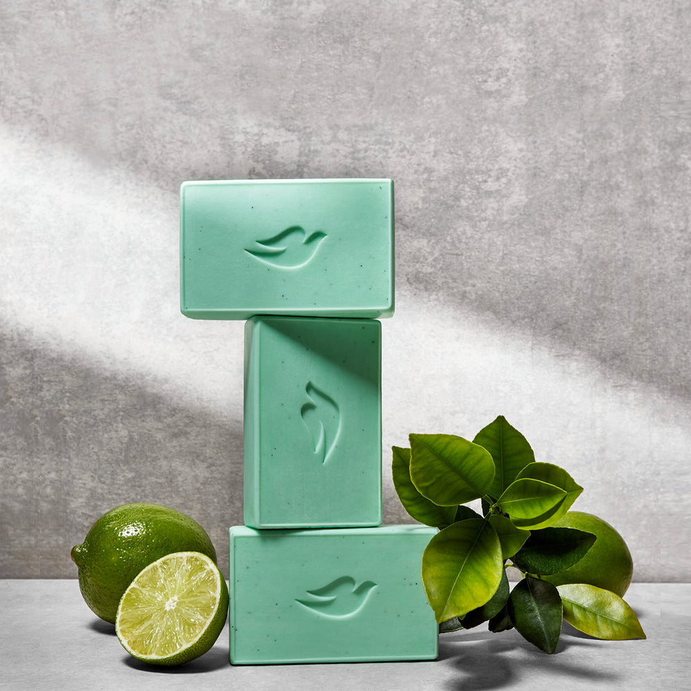 Dove Men+Care barre-texture-cremeuse: texture riche qui enveloppe la peau.