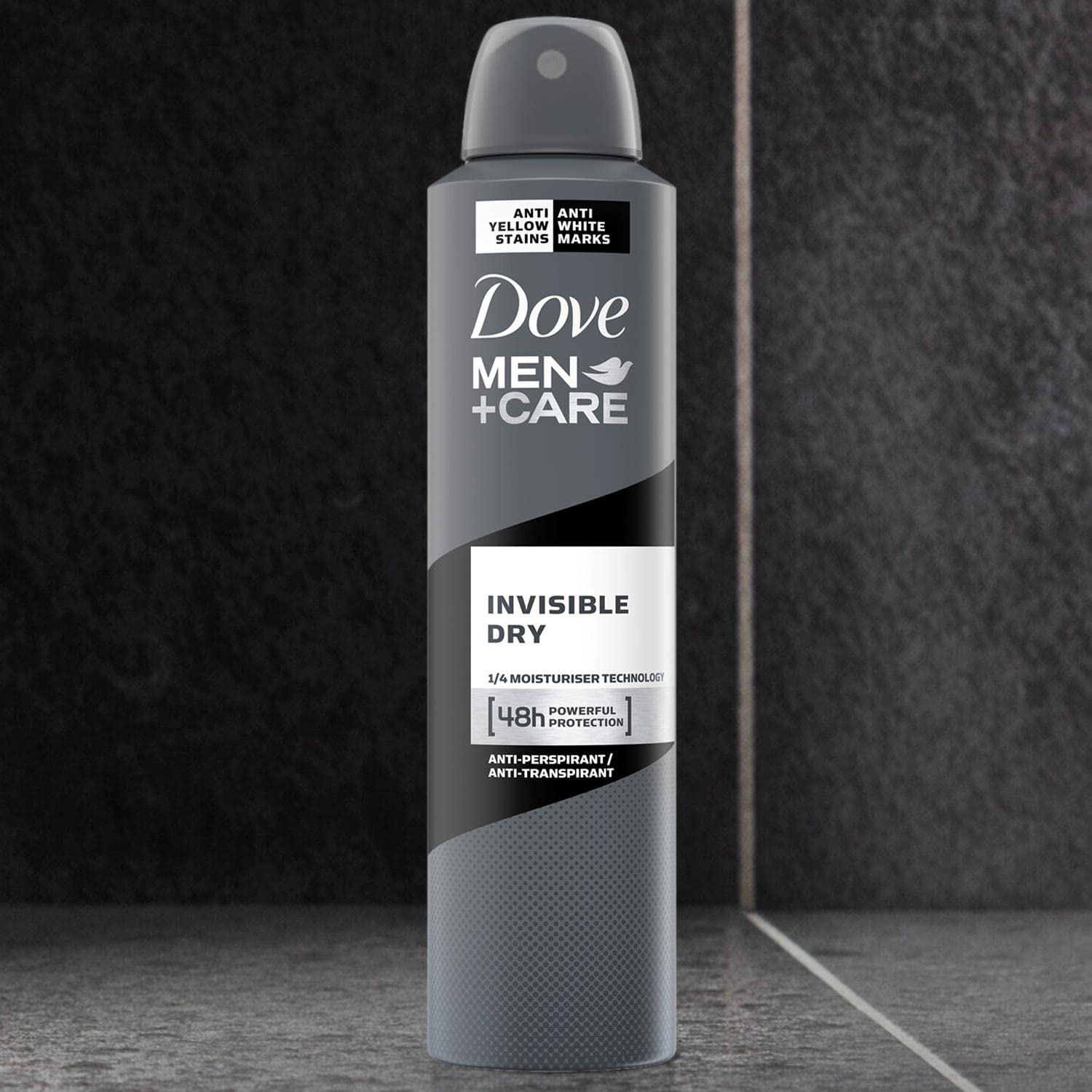 Bouteille ergonomique Dove Men Plus Care pour usage facile
