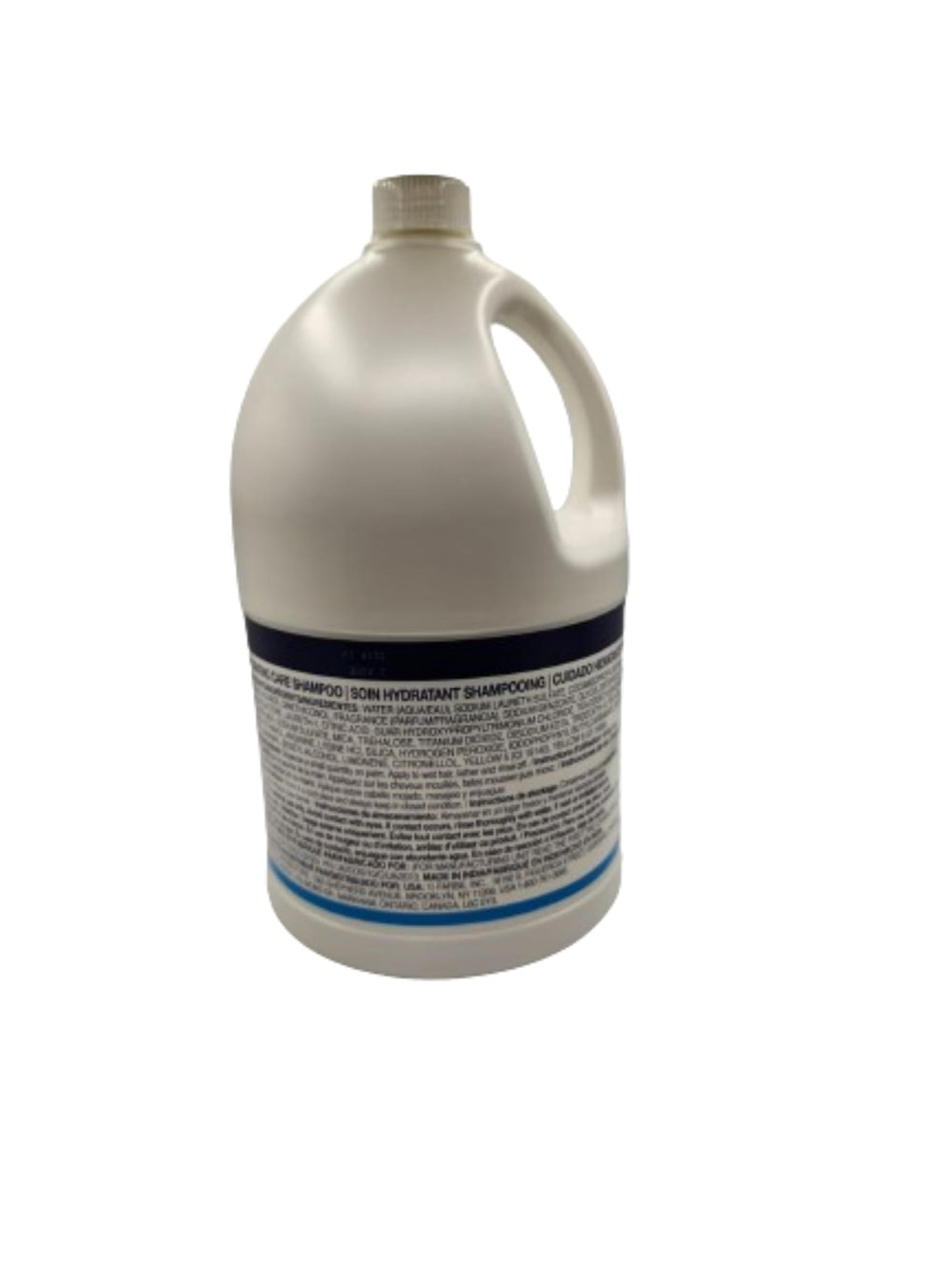 Dove Shampoing Pro en démonstration, usage quotidien pour cheveux propres et hydratés.